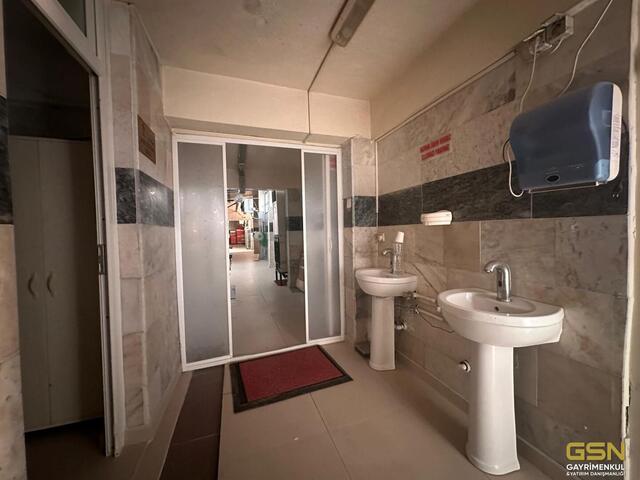 42-İZMİR BORNOVA PINARBAŞINDA SATILIK İŞYERİ VE ARAZİ